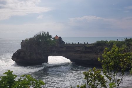 Bali Private Tour: Waterfall, Monkey forest and Tanah lot sunset Tour